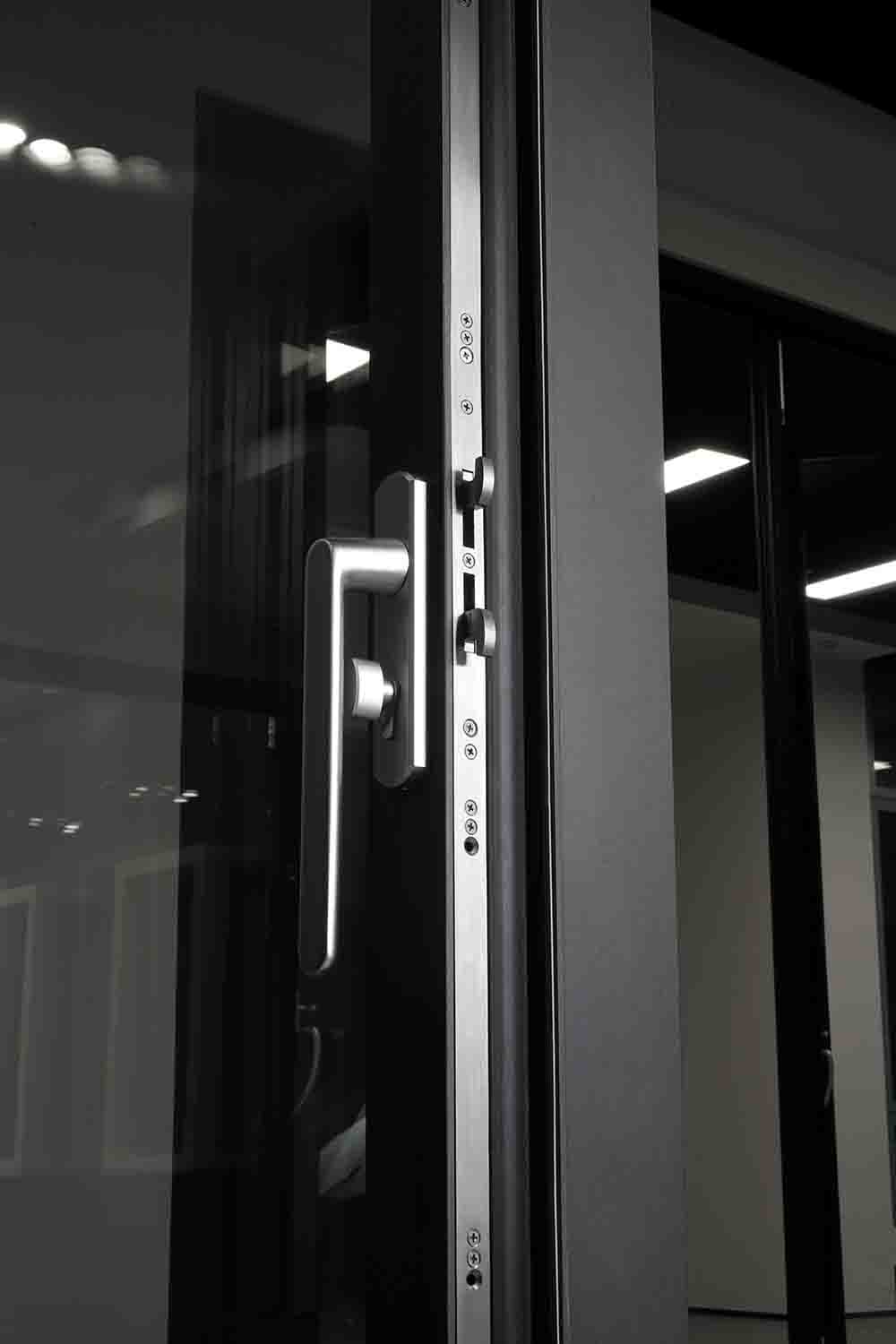 Low-maintenance slimline lift and slide door with durable powder coating finish