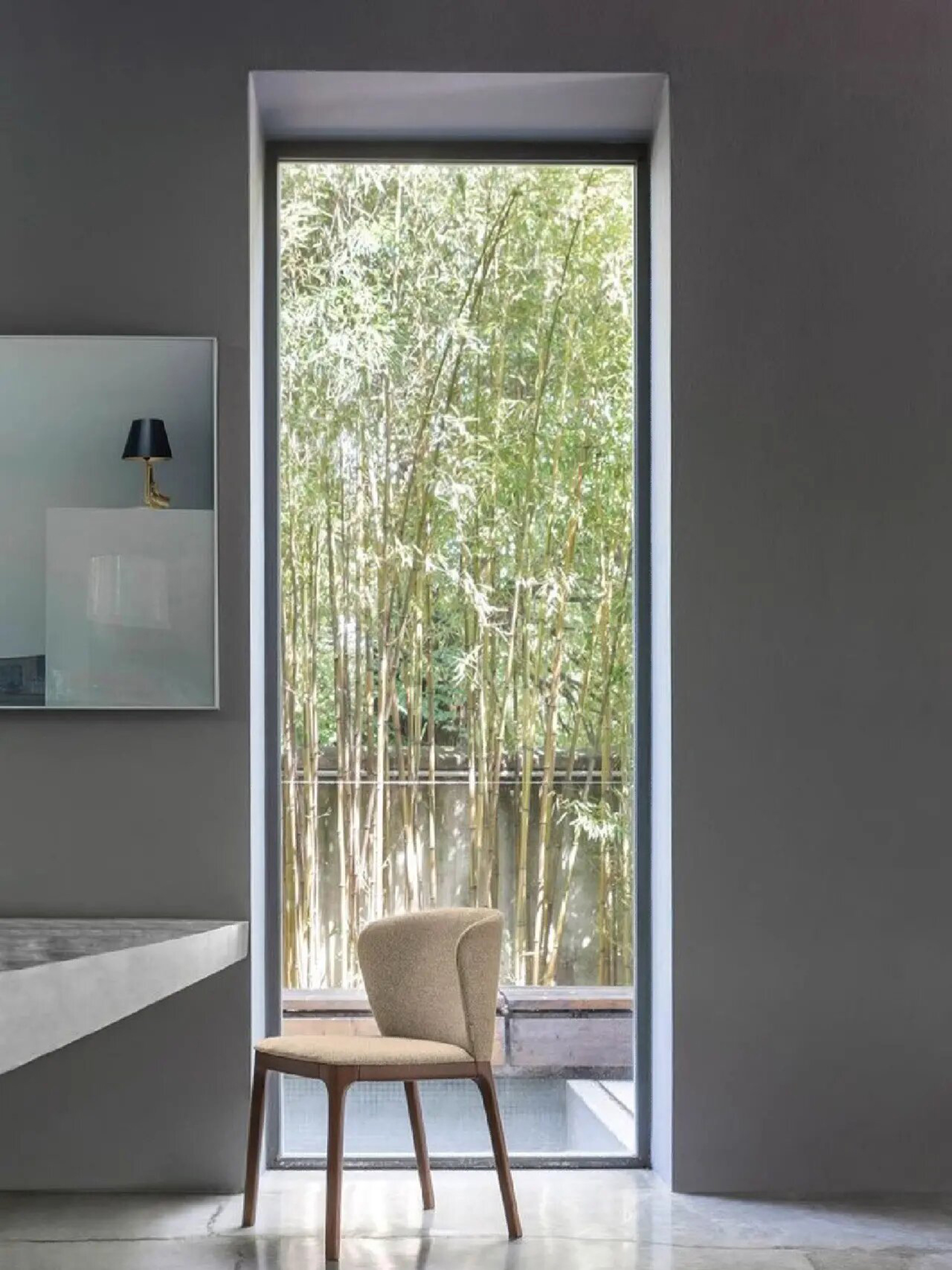 Hidden hinges and multi point locks on aluminum parallel opening window